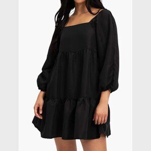 New! Levi’s Babydoll Tiered Puff Sleeve Mini Dress in Black Women’s Size 4X